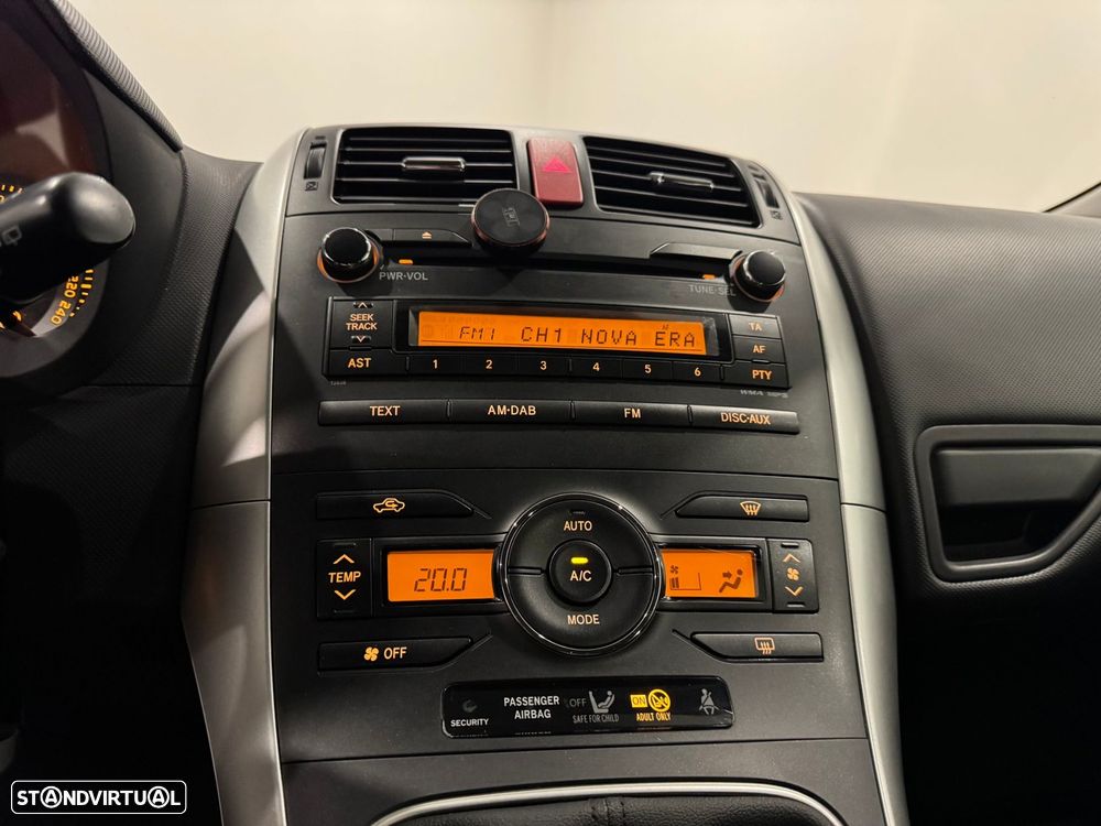 Toyota Auris 1.4 D-4D ACtive+AC - 29