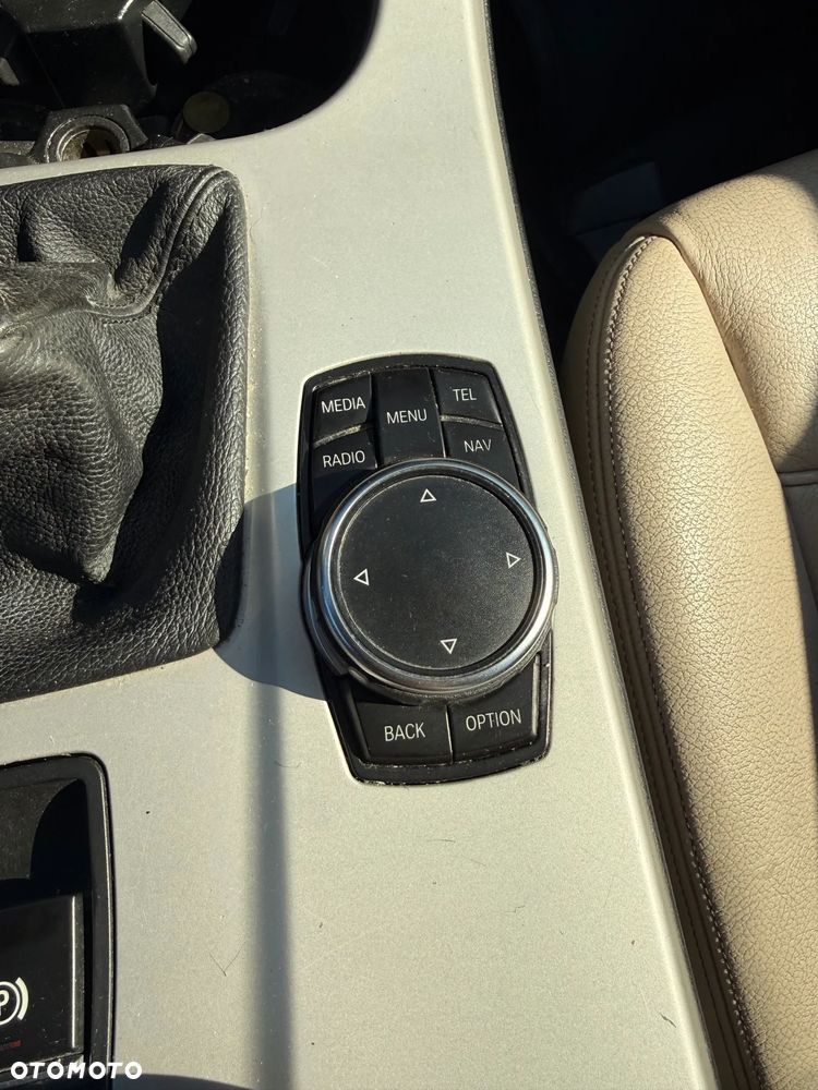BMW X3 xDrive20d - 16