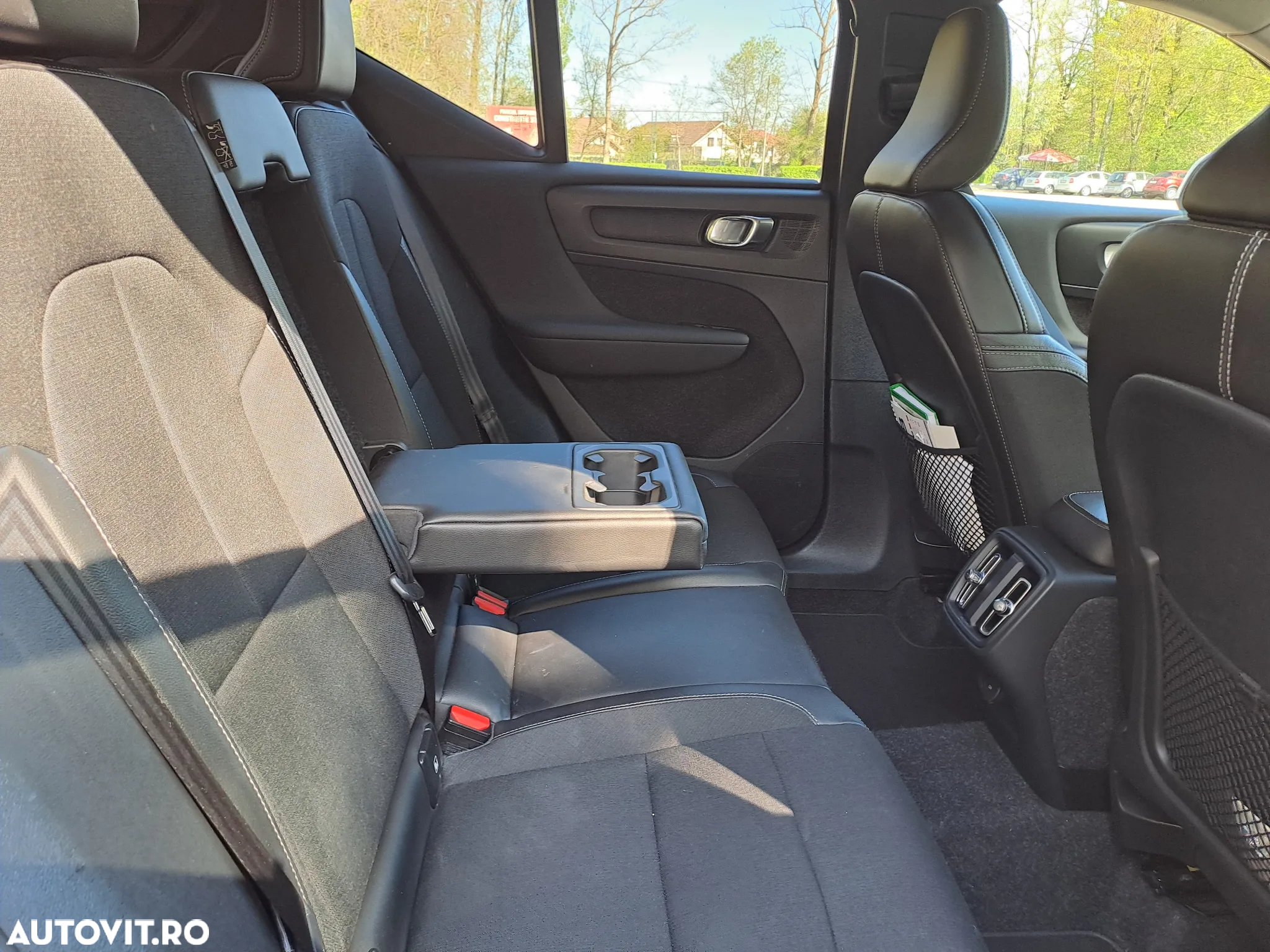Volvo XC 40 D3 AWD Geartronic Momentum - 10