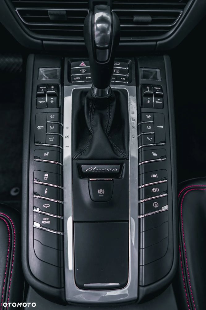 Porsche Macan GTS PDK - 20