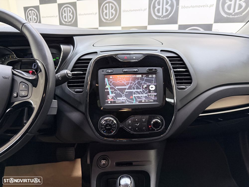 Renault Captur ENERGY TCe 120 EDC Luxe - 8