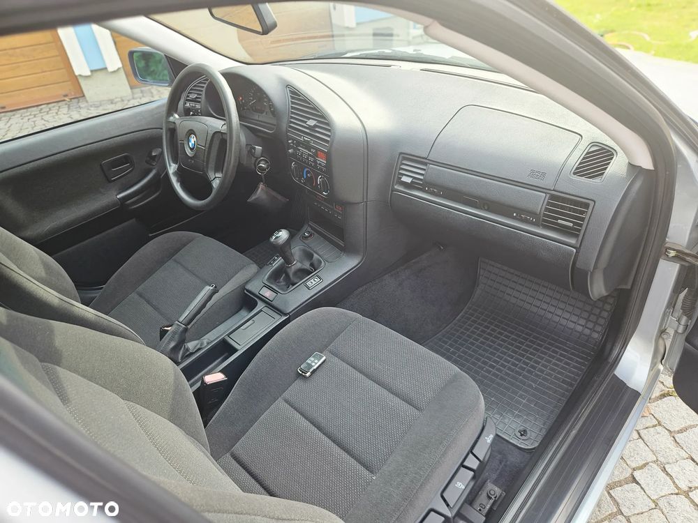 BMW Seria 3 - 19