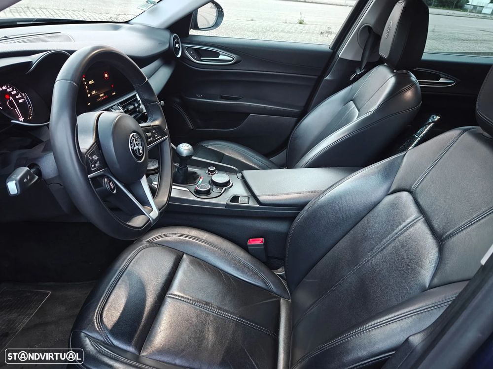 Alfa Romeo Giulia 2.2 D Super - 6
