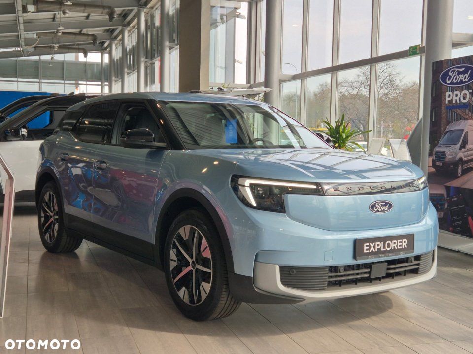 Ford Explorer - 2