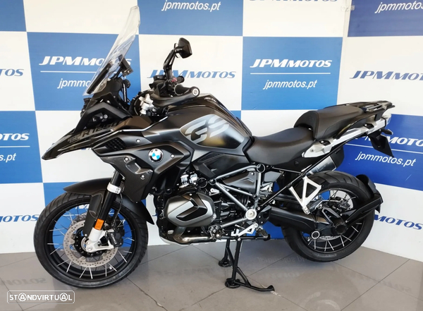 BMW R 1250 GS TRIPLE BLACK