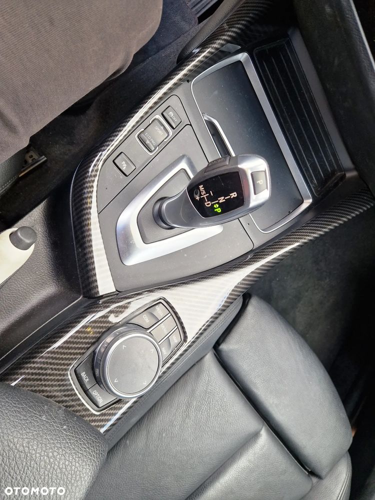 BMW Seria 1 118i Edition M Sport Shadow - 24