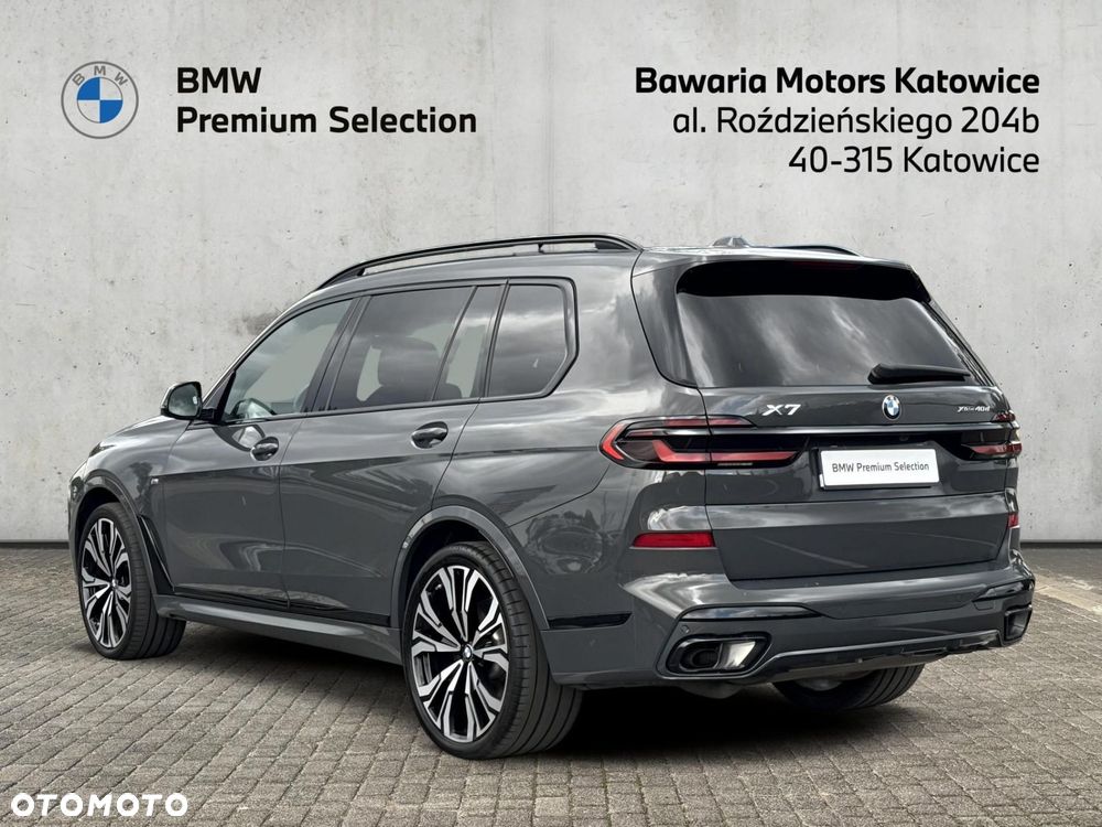 BMW X7 - 24