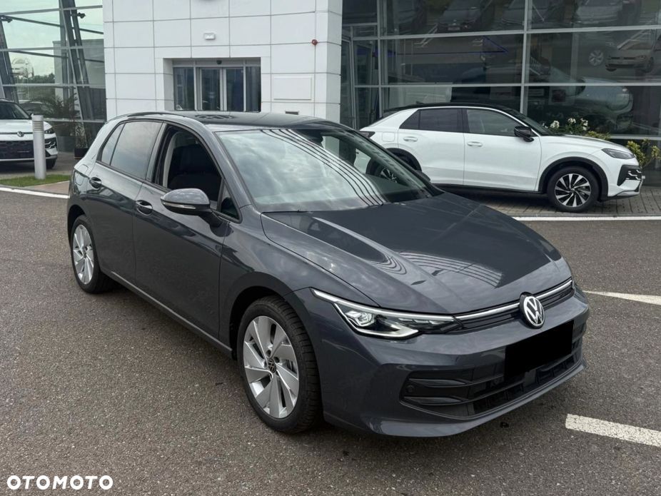 Volkswagen Golf 2026 photo 2