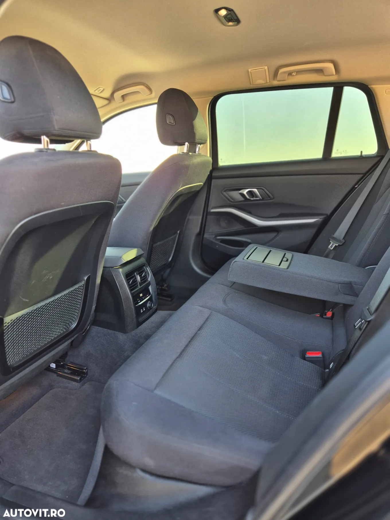 BMW Seria 3 318d Aut. - 19
