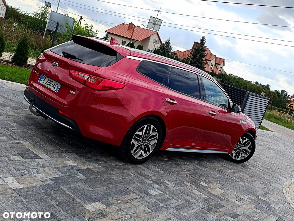 Kia Optima Plug-in Hybrid - 12
