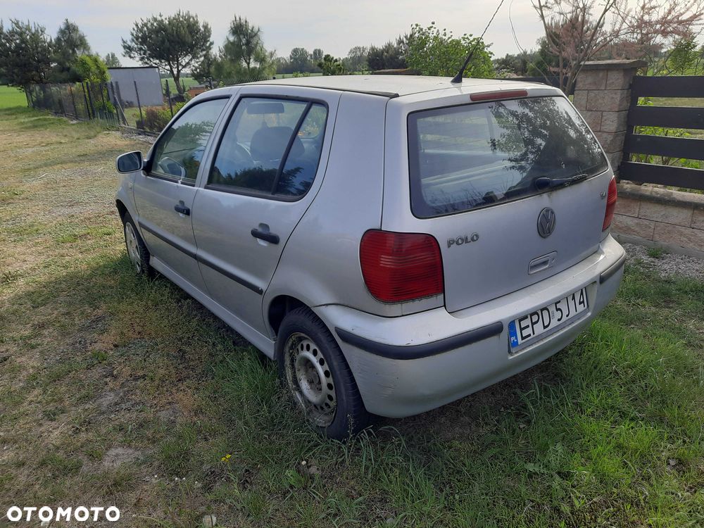 Volkswagen Polo - 4