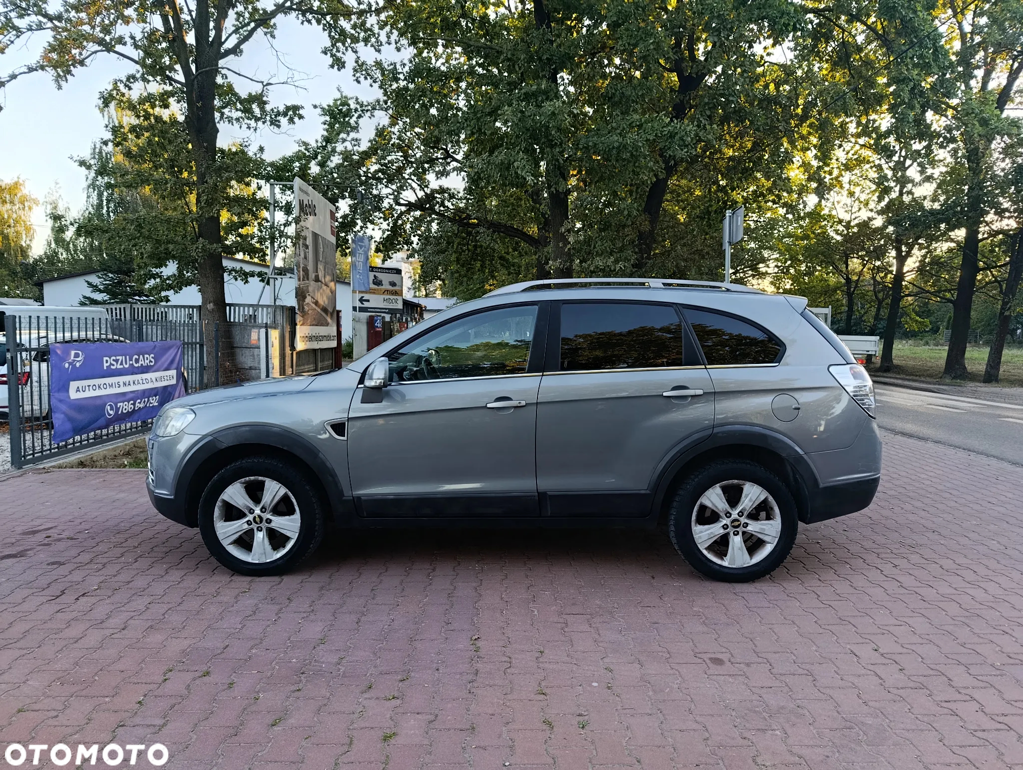 Chevrolet Captiva 2.0 d LT medium - 7