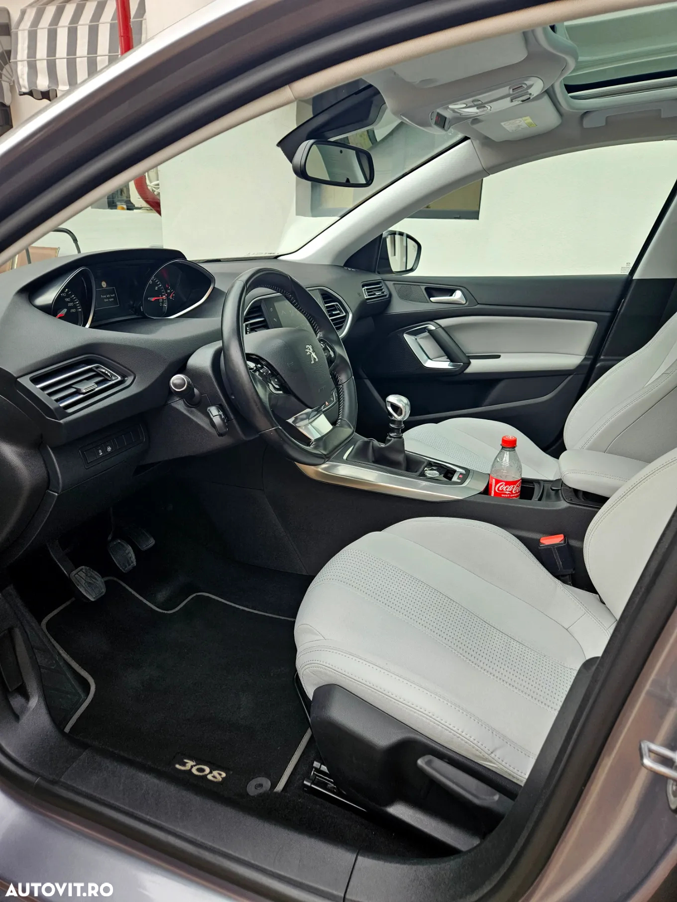 Peugeot 308 1.2 L PureTech Turbo S&S Allure Pack - 15