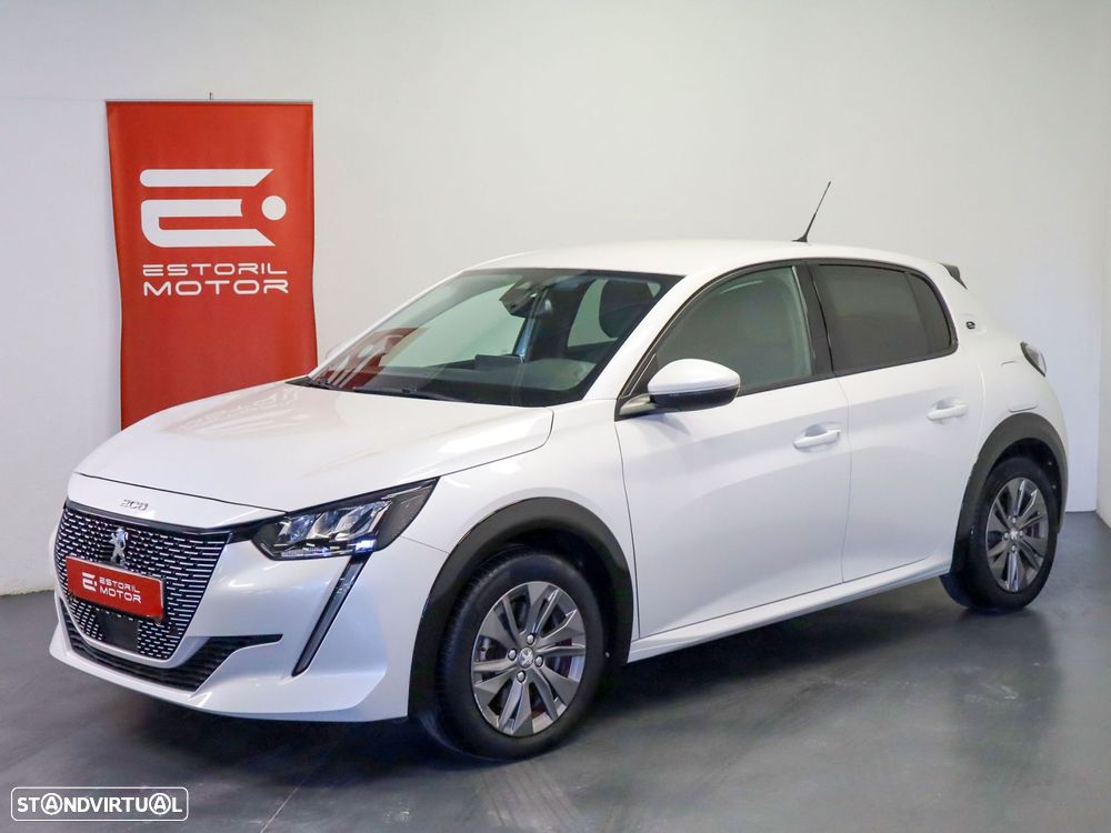 Peugeot e-208