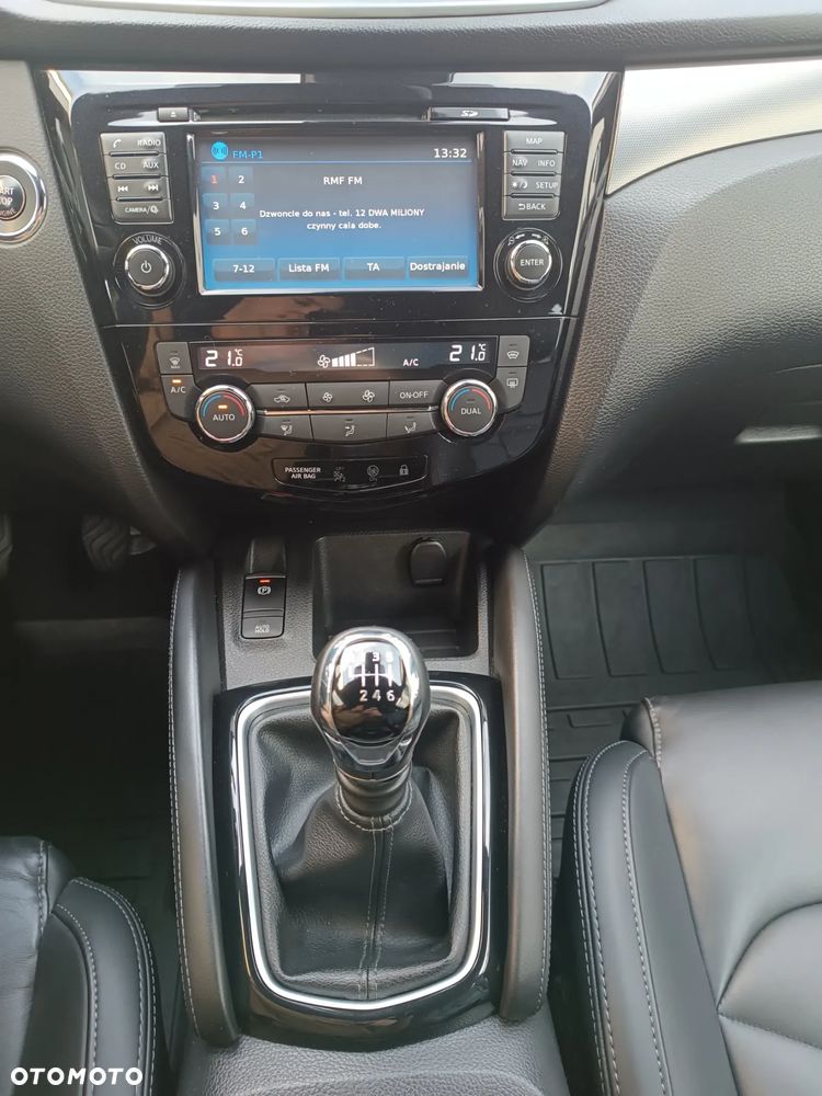 Nissan Qashqai 1.6 DCi TEKNA+ - 31