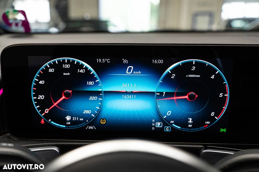 Mercedes-Benz GLB 220 d 8G-DCT Progressive - 24