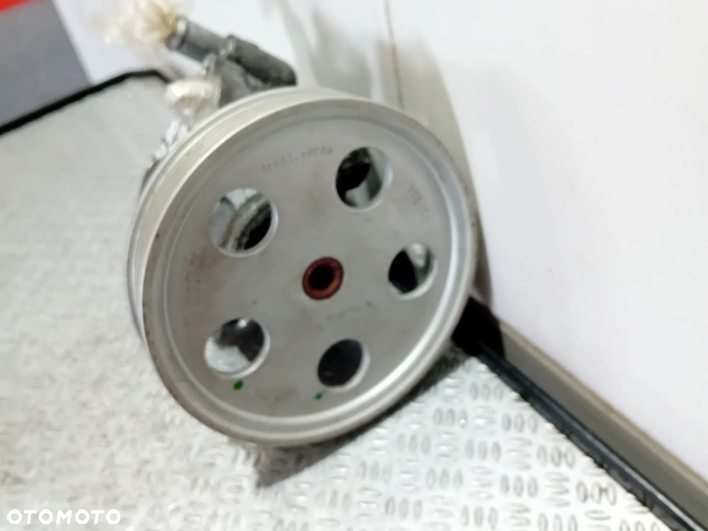 pompa wspomagania Audi 2.0 TFSI 8K0145153F - 2