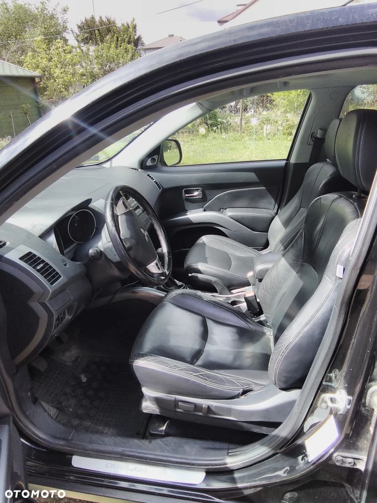 Mitsubishi Outlander 2.2 DID Instyle - 13