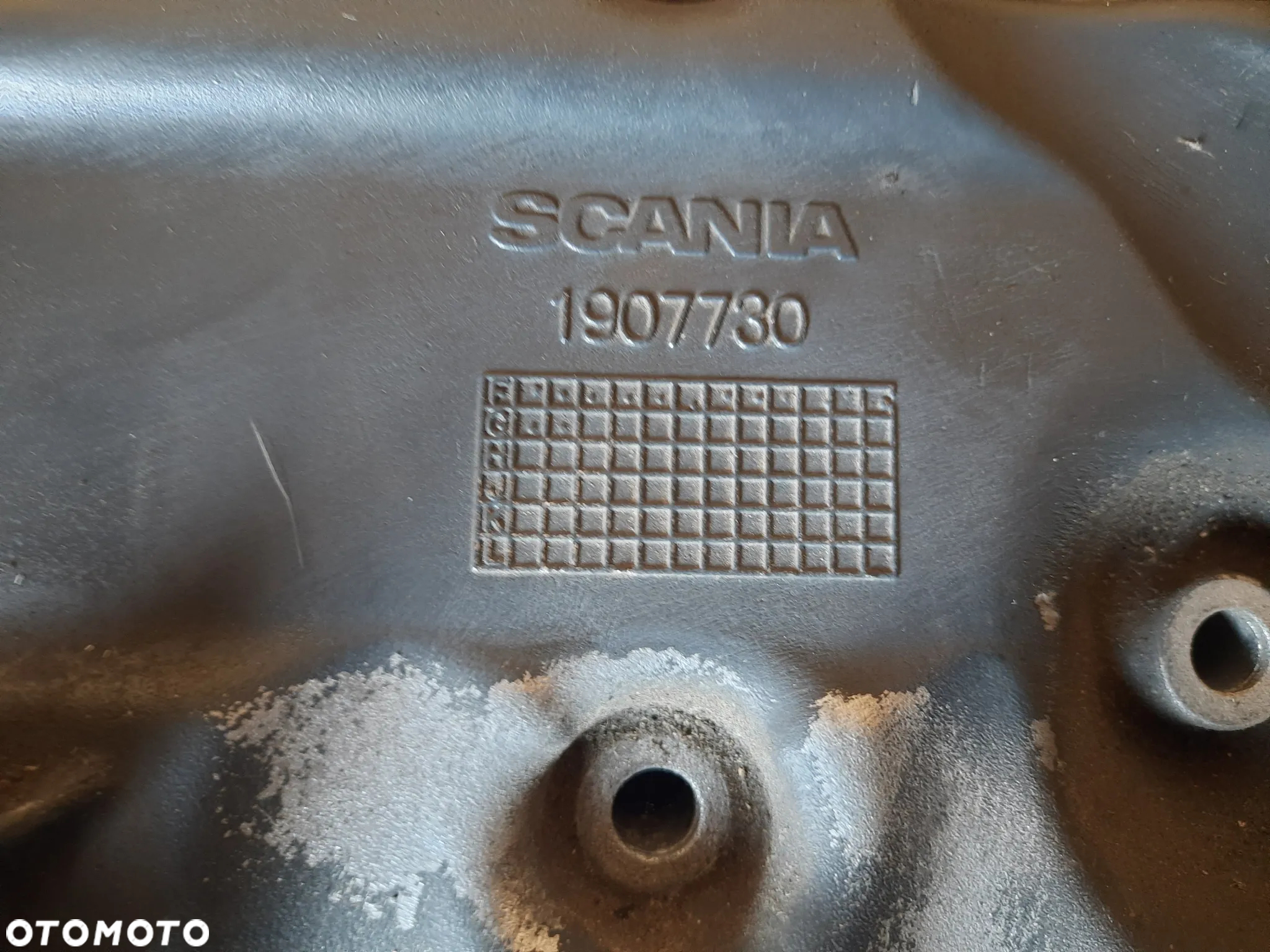 # SCANIA R XPI EURO 6 OBUDOWA CHŁODNICZKI CHŁODNICY OLEJU 1907730 1753112 - 4