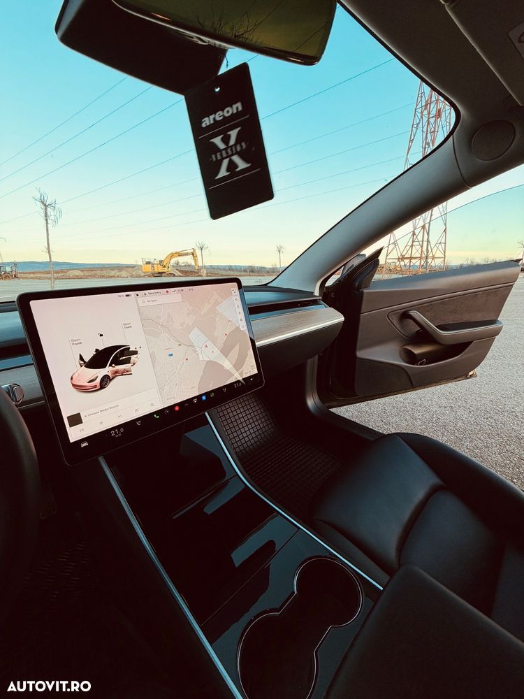 Tesla Model 3 Standard Reichweite Plus Hinterradantrieb - 10