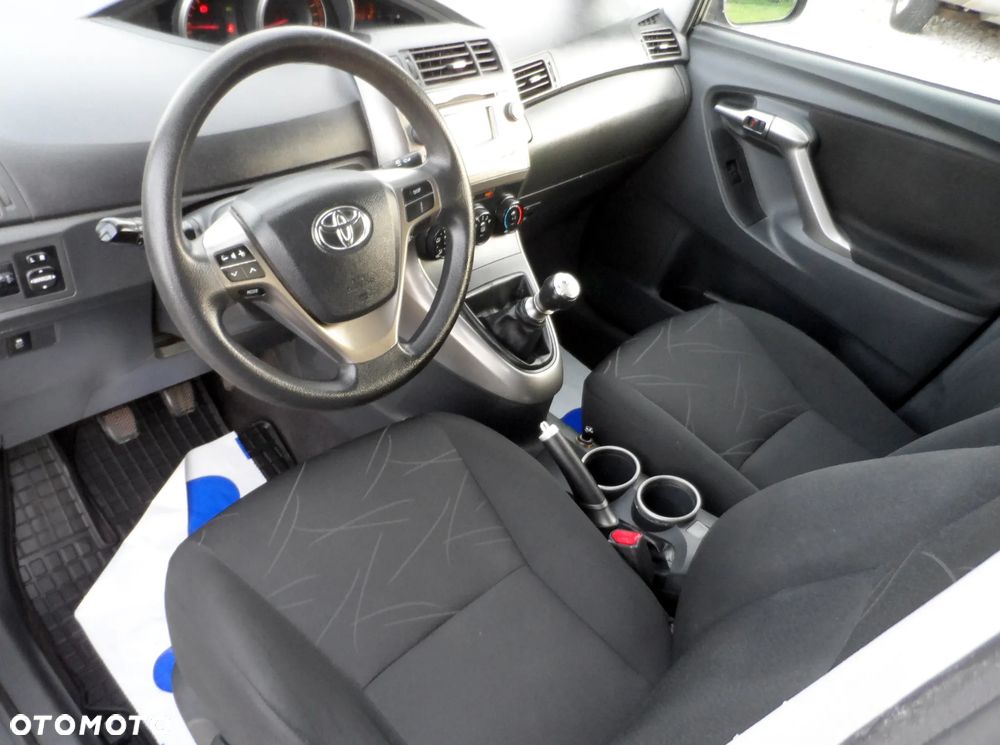 Toyota Verso 1.6 5-Sitzer Life - 16