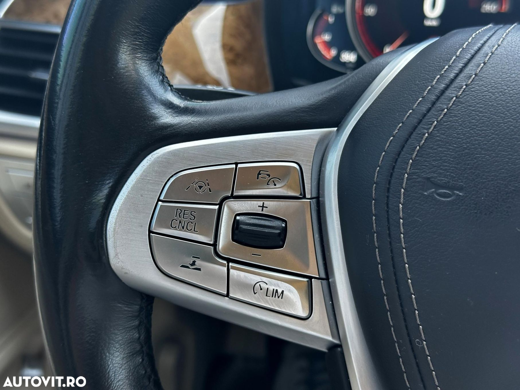 BMW Seria 7 - 23
