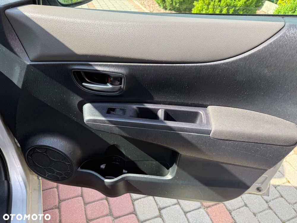 Toyota Yaris 1.33 Active - 6