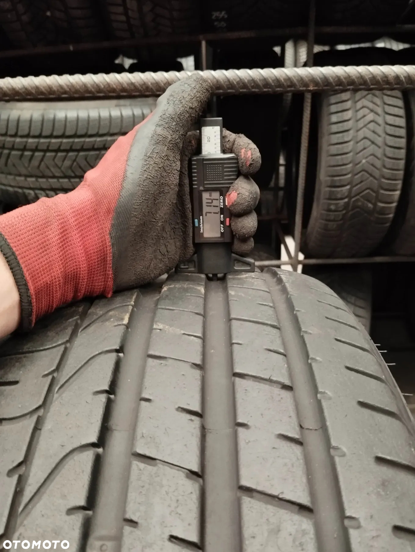 245 35 20 PIRELLI P ZERO 91 Y - 4