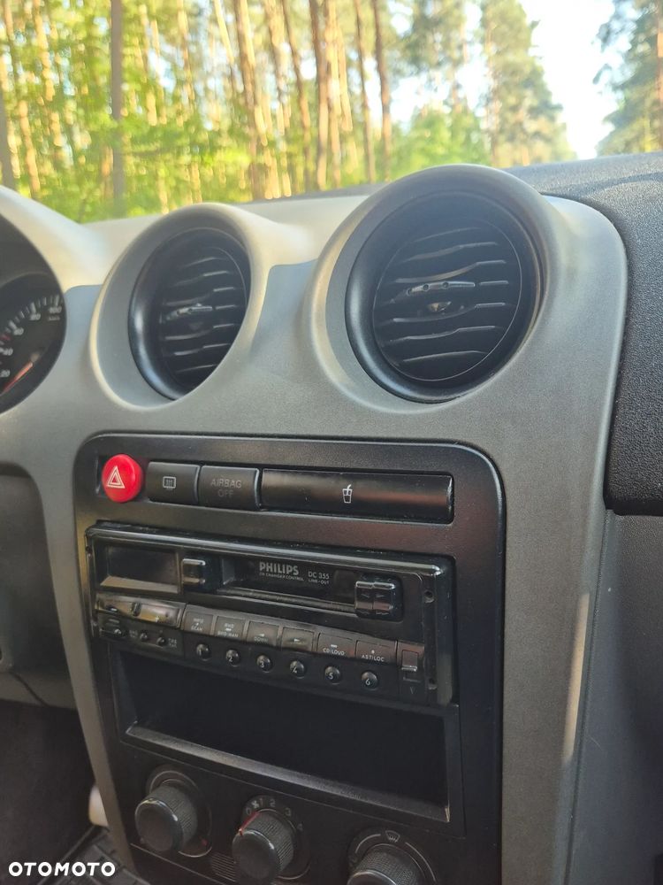 Seat Cordoba 1.4 16V Cool - 14