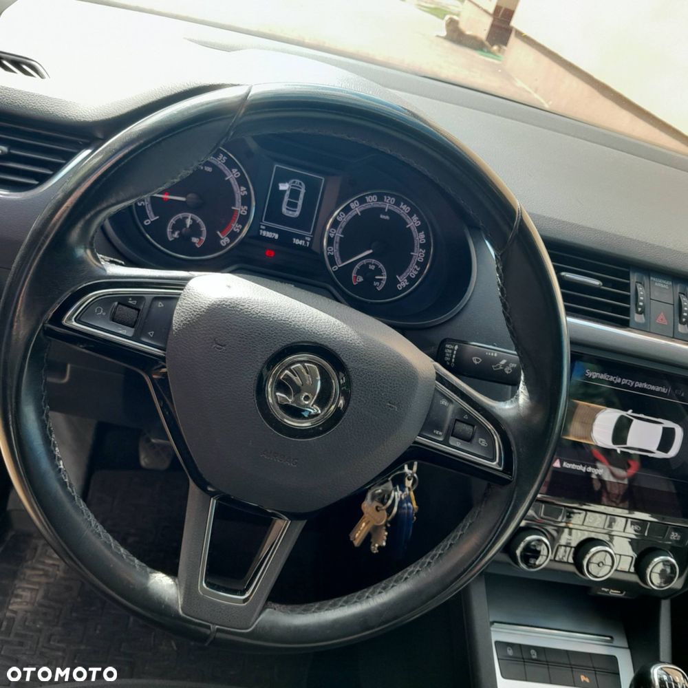 Skoda Octavia - 3