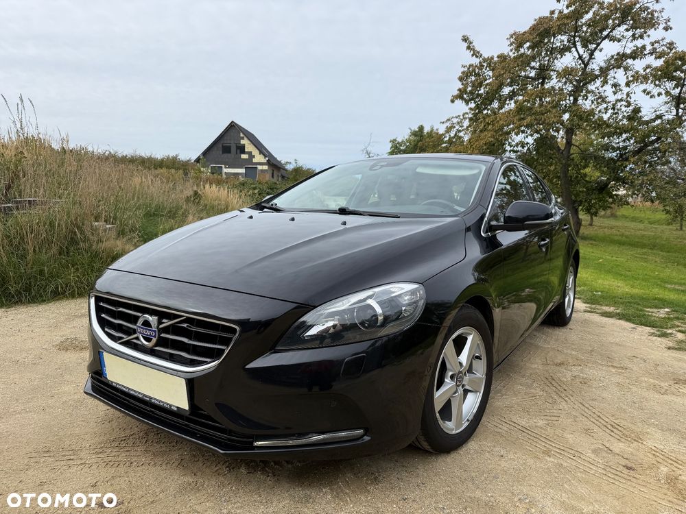 Volvo V40 2013 photo 2