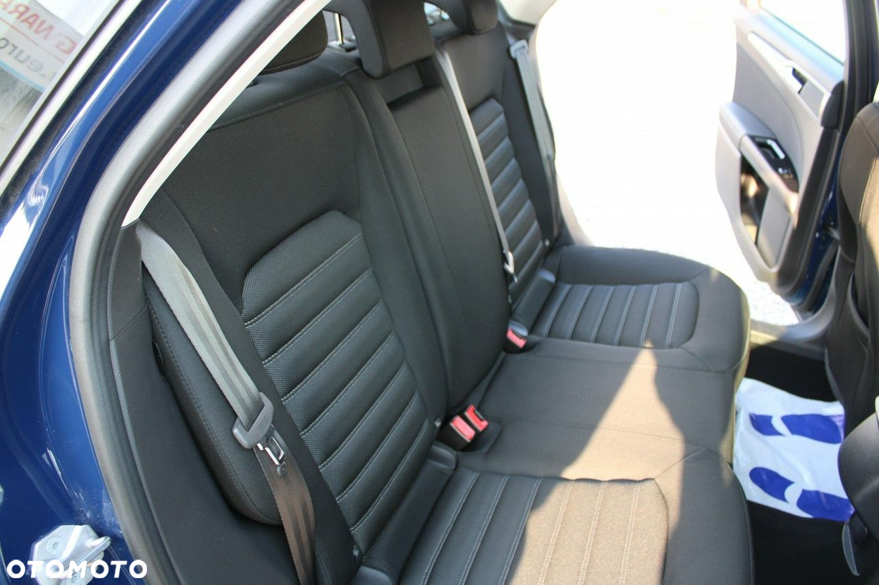 Ford Mondeo - 17