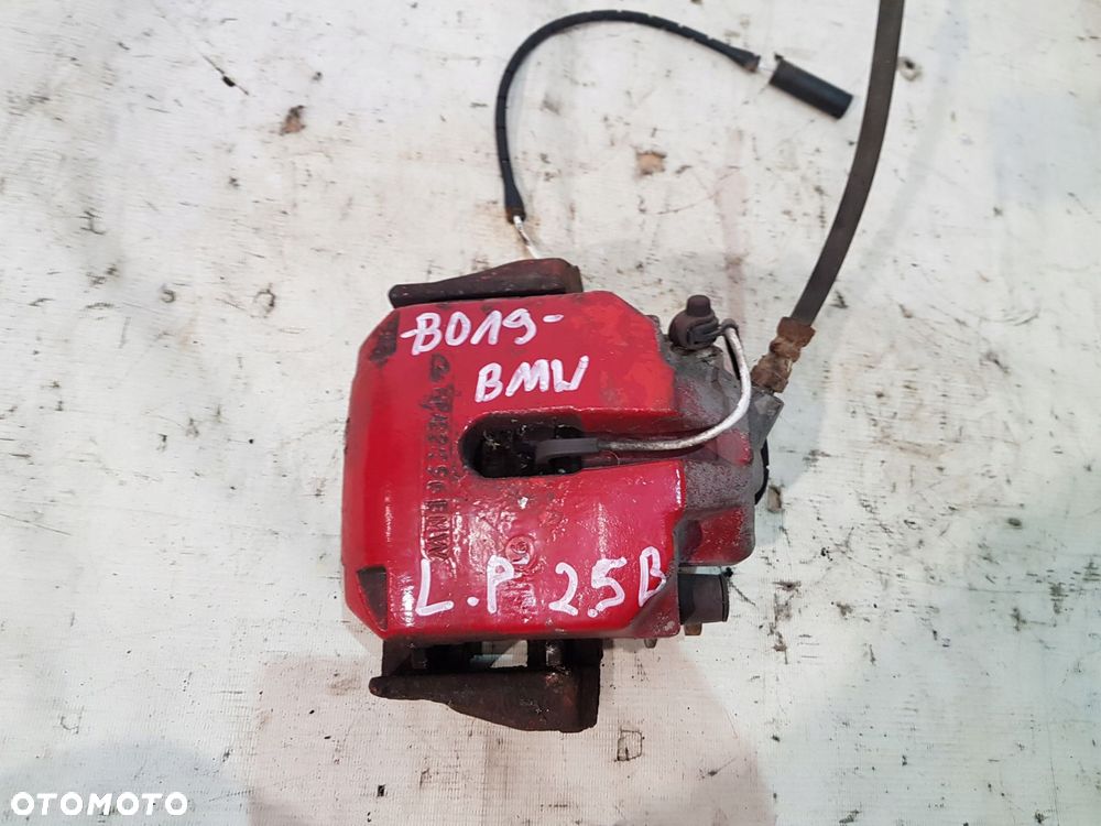 zacisk hamulcowy lewy przód bmw 5 e39 525i eur - 1