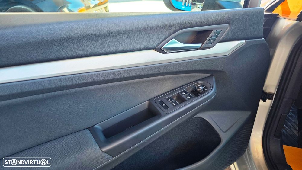 VW Golf Variant 1.0 eTSI Life DSG - 20