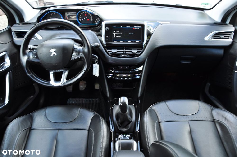 Peugeot 2008 PureTech 110 Stop&Start Crossway - 33