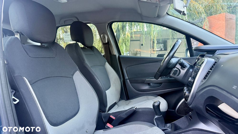 Renault Captur - 23