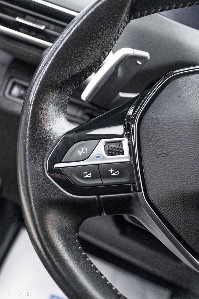 Peugeot 3008 1.2 PureTech 130 EAT8 Allure Pack - 18