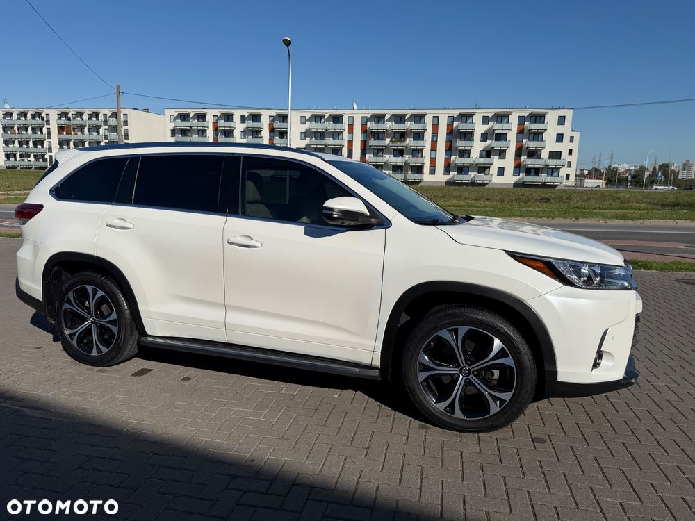 Toyota Highlander - 10