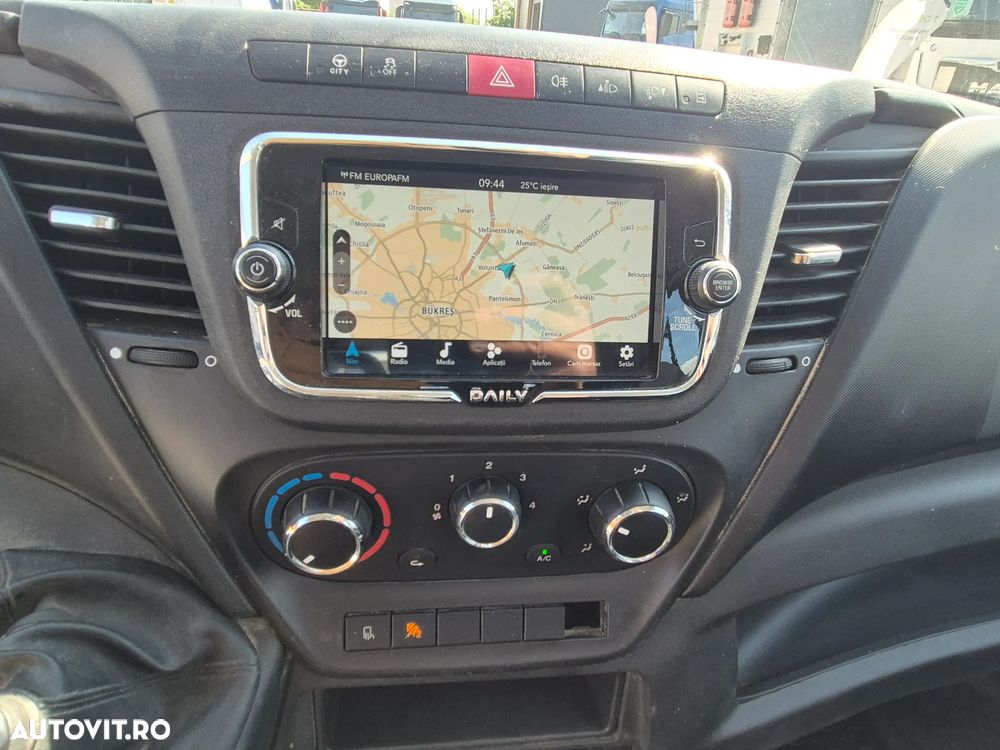 Iveco 35C16H3.0 D - 18