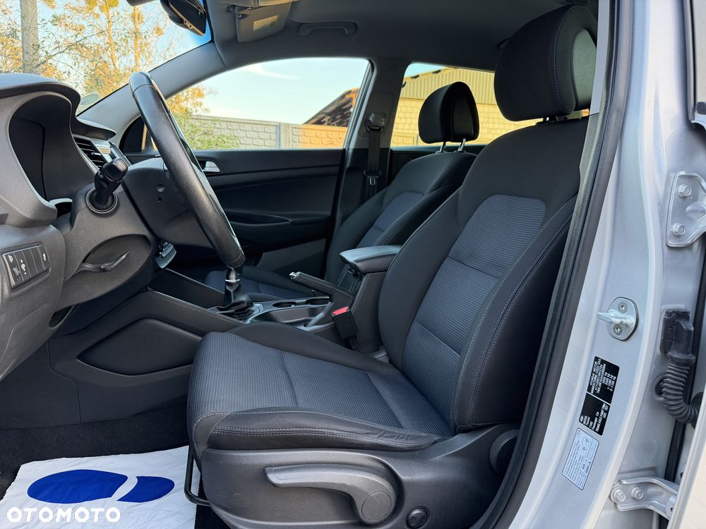Hyundai Tucson 1.7 CRDI BlueDrive Style 2WD - 11