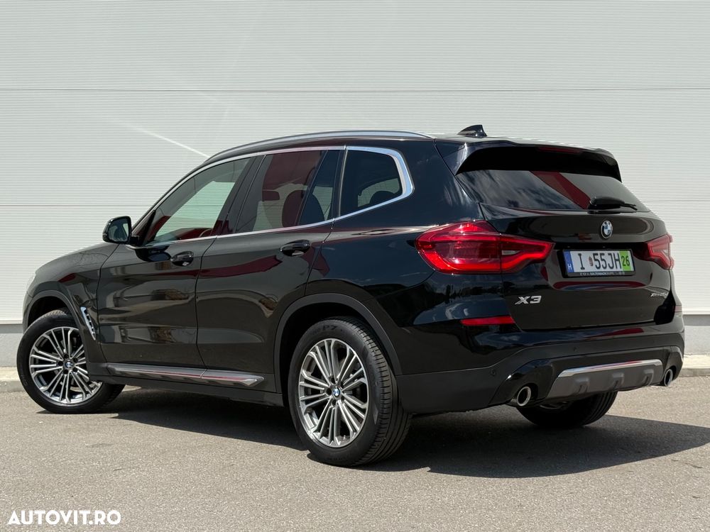BMW X3 xDrive20d AT Luxury Line - 4
