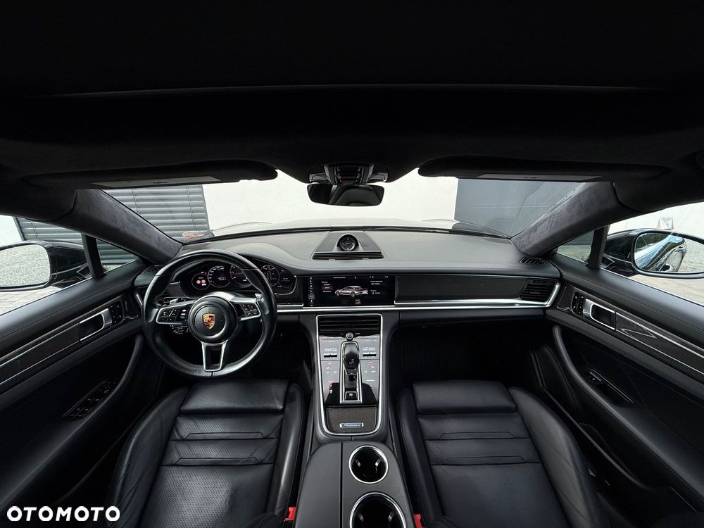 Porsche Panamera Turbo - 7