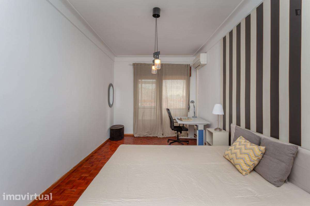 Quarto - localizado em Alvalade Lisbon - Grande imagem: 3/26