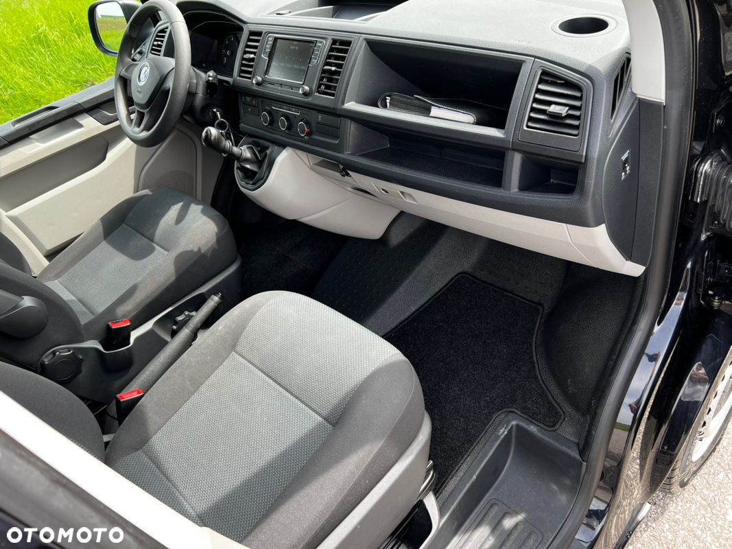 Volkswagen Transporter - 17
