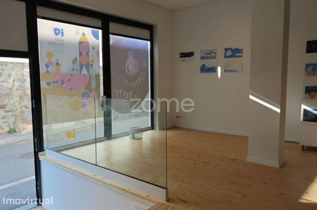 Loja com 90m² para venda, em Santa Marinha, Vila Nova de Gaia - Grande imagem: 5/16