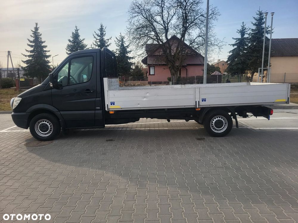 Mercedes-Benz Sprinter - 5