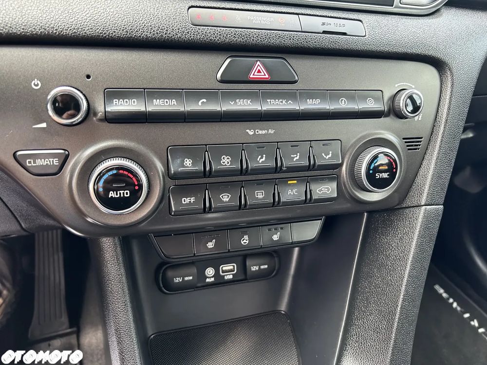 Kia Sportage 1.6 GDI 2WD Attract - 22