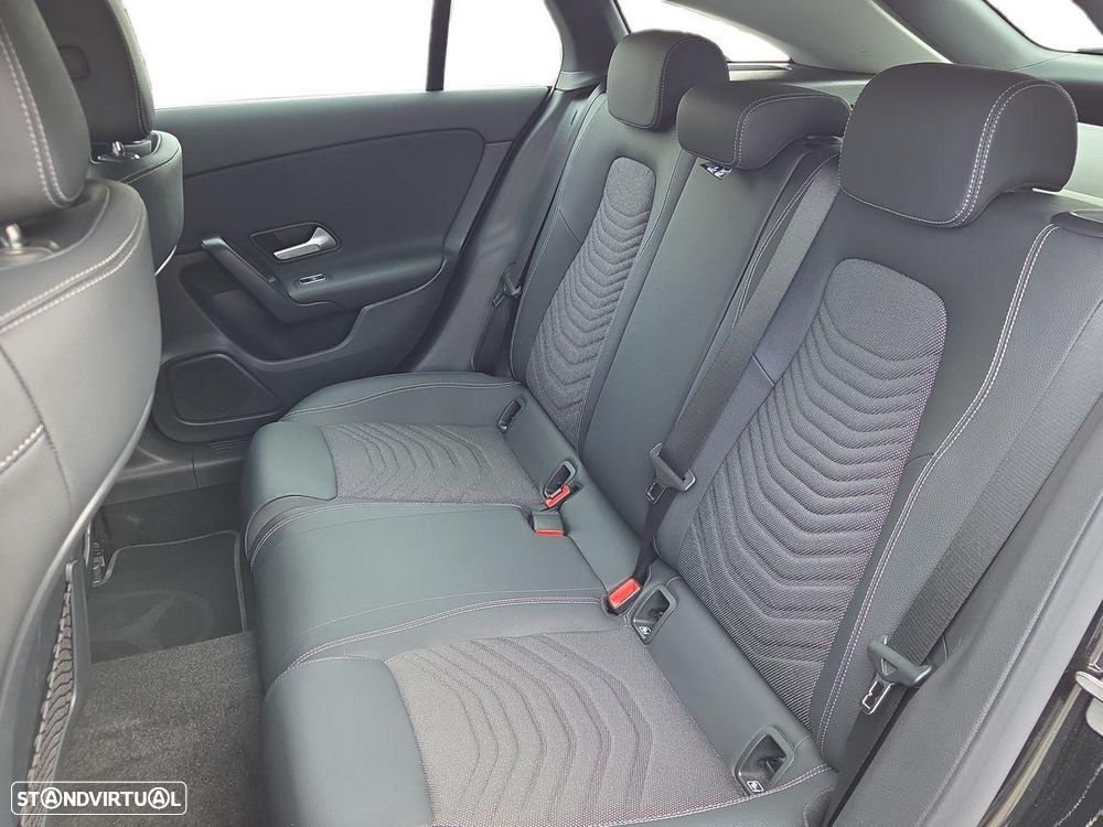 Mercedes-Benz CLA 180 d Shooting Brake Style Plus Aut. - 13