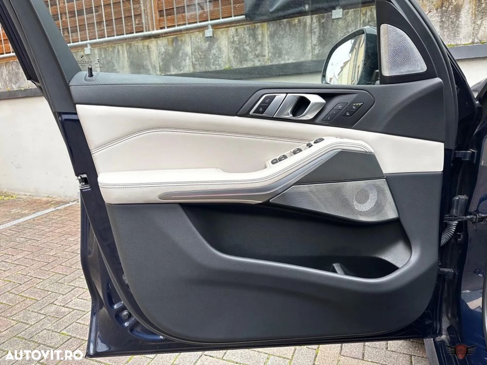 BMW X5 xDrive40d - 25