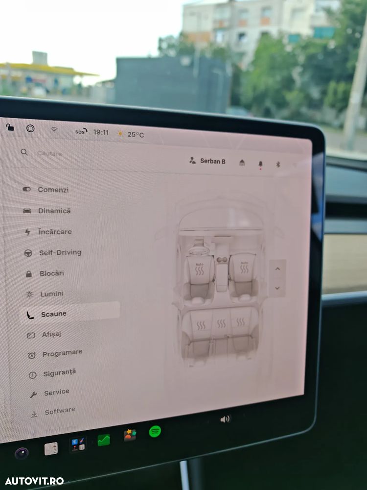 Tesla Model 3 - 23